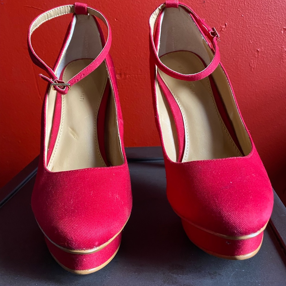 Red Platform Heels - Picture 5 of 8
